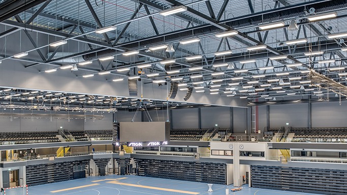 足彩滚球：临场资金流向的识别方法。（滚球足彩：赛中资金流向识别指南）